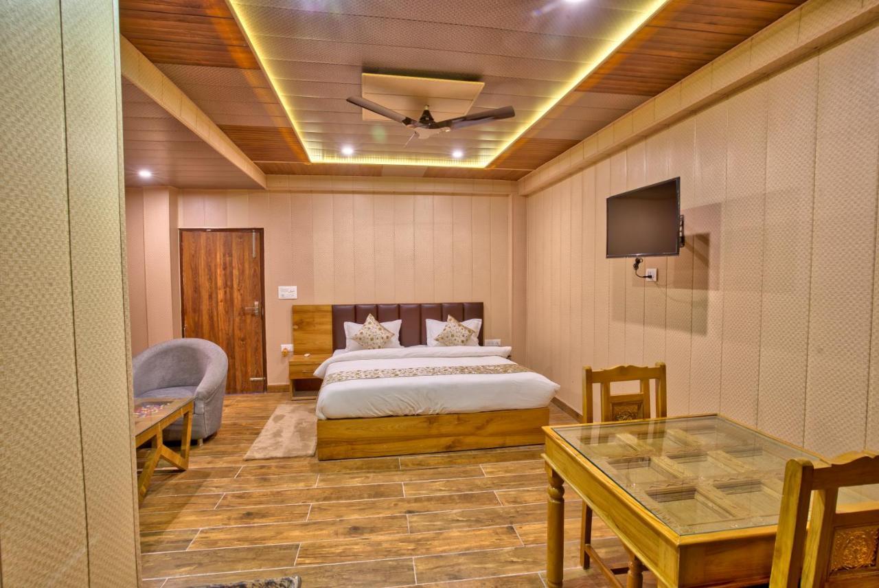 Yogved Hospitality & Resort リシケーシュ エクステリア 写真