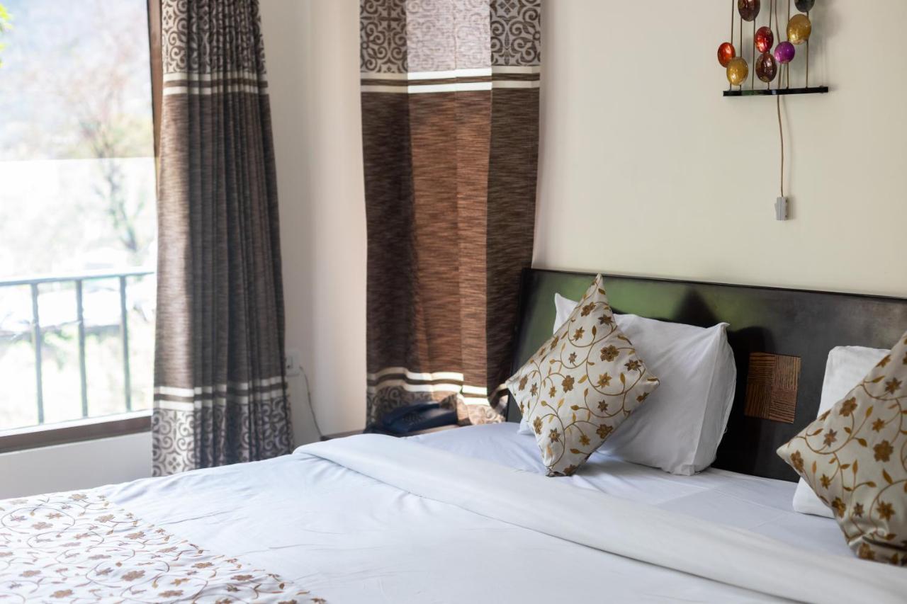 Yogved Hospitality & Resort リシケーシュ エクステリア 写真