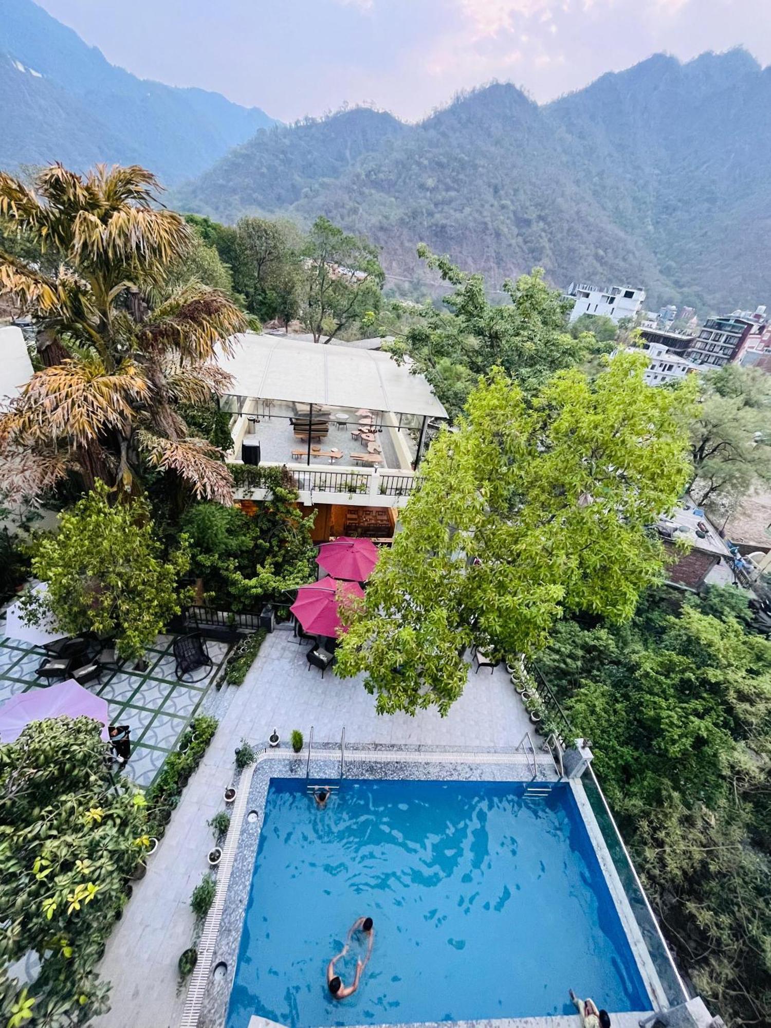 Yogved Hospitality & Resort リシケーシュ エクステリア 写真